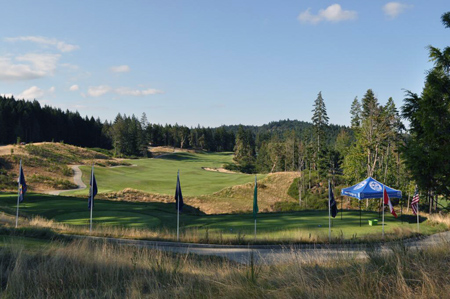 Bear Mountain Resort, first tee on the Valley Course